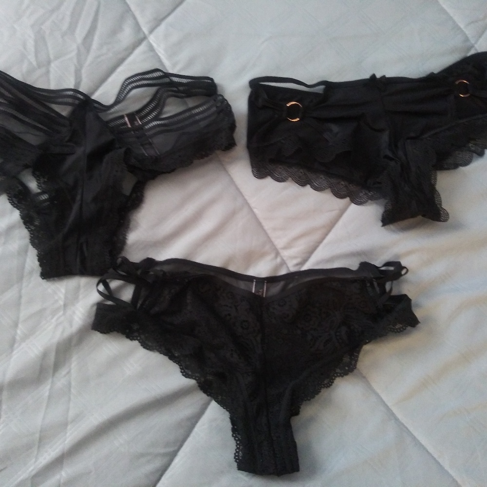 Victoria secret black underwear size L